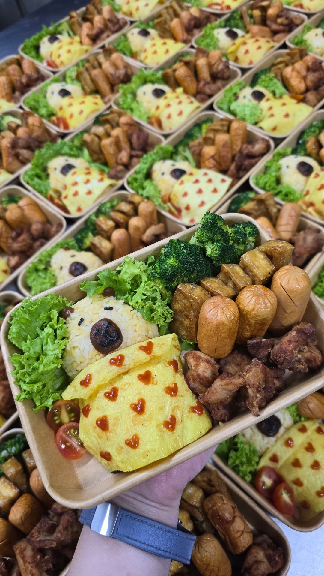 We did a cappybara themed kids bento for children days celebration